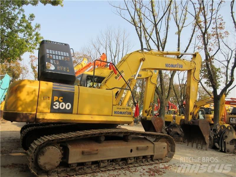 Komatsu PC 300-7 Гусеничні екскаватори