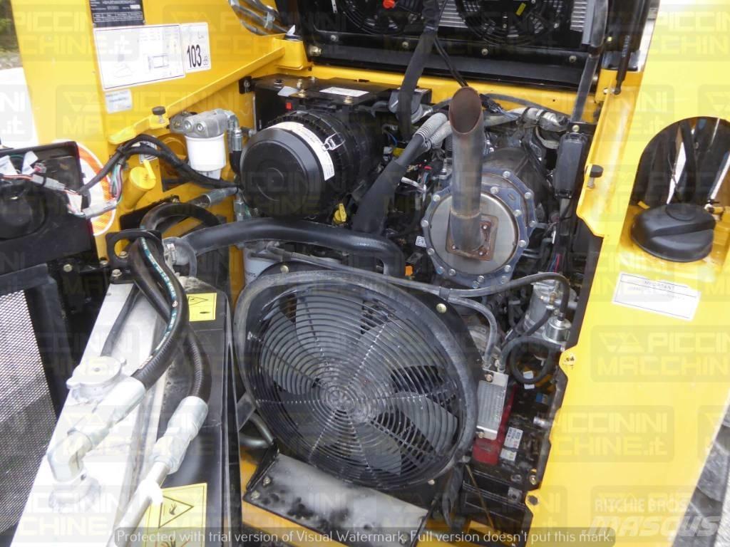 Gehl RT165 HF Гусеничні вантажники
