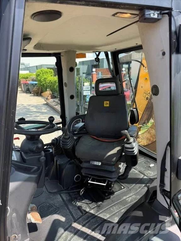 JCB 5CX (4CX 3CX) Екскаватори-навантажувачі