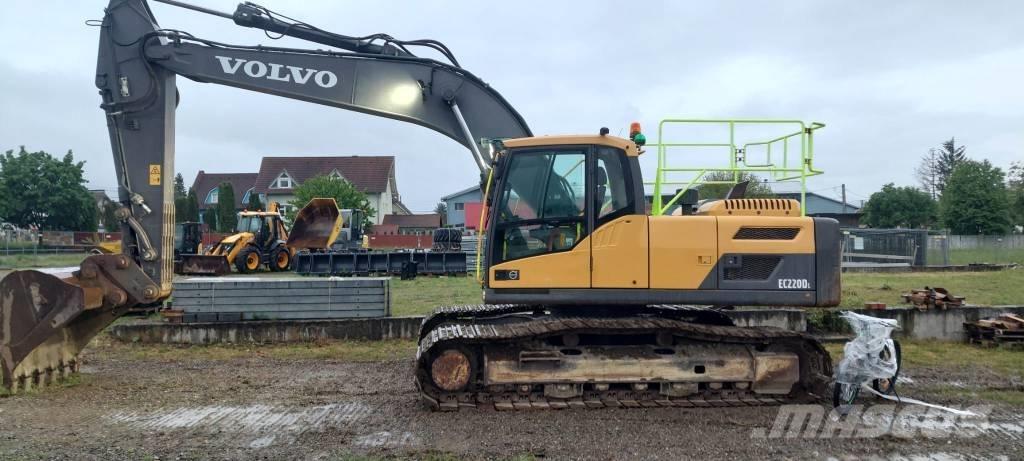 Volvo EC 220 DL Гусеничні екскаватори
