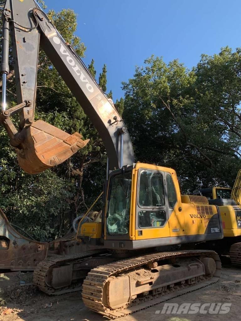 Volvo EC 210 B LC Гусеничні екскаватори