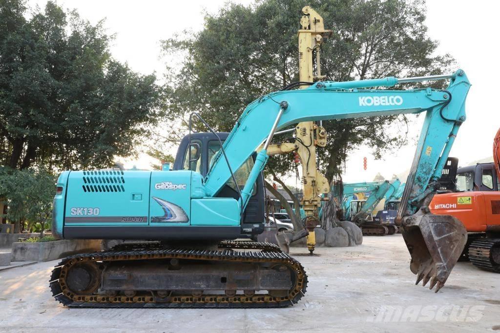 Kobelco SK 130 Гусеничні екскаватори