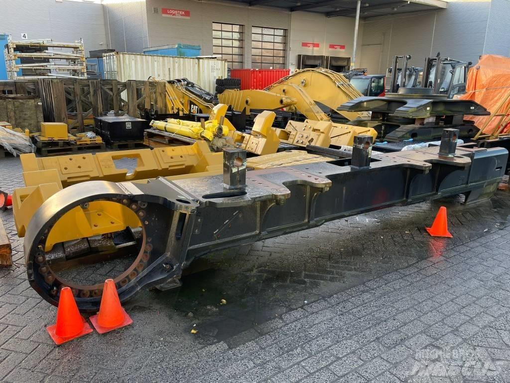 CAT 390 F L Шасі