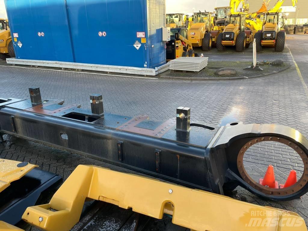 CAT 390 F L Шасі