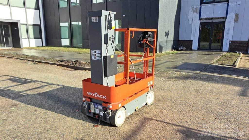 SkyJack SJ16 Інші підйомники і платформи