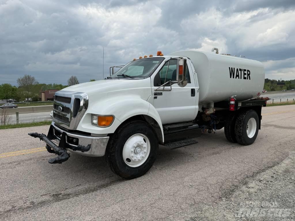 Ford F 650 Поливальні машини