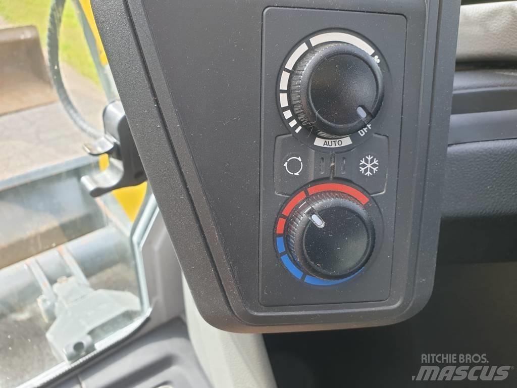 Wacker Neuson ET 90 Середні екскаватори 7т. - 12т.