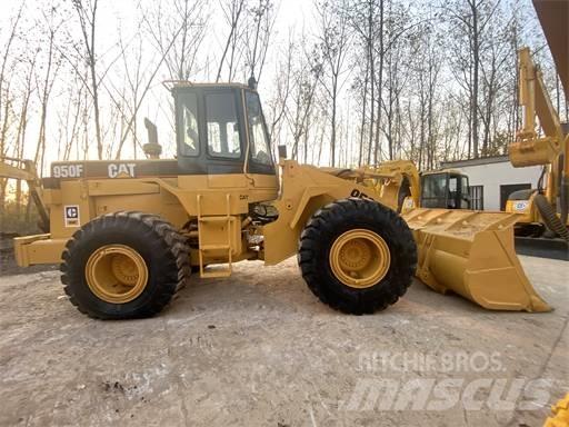CAT 950 F Фронтальні навантажувачі