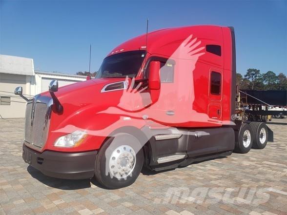 Kenworth T680 Тягачі
