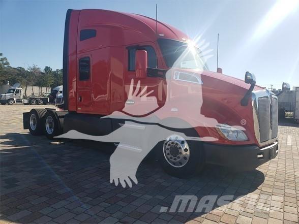 Kenworth T680 Тягачі