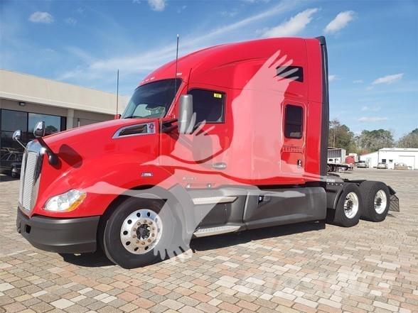 Kenworth T680 Тягачі
