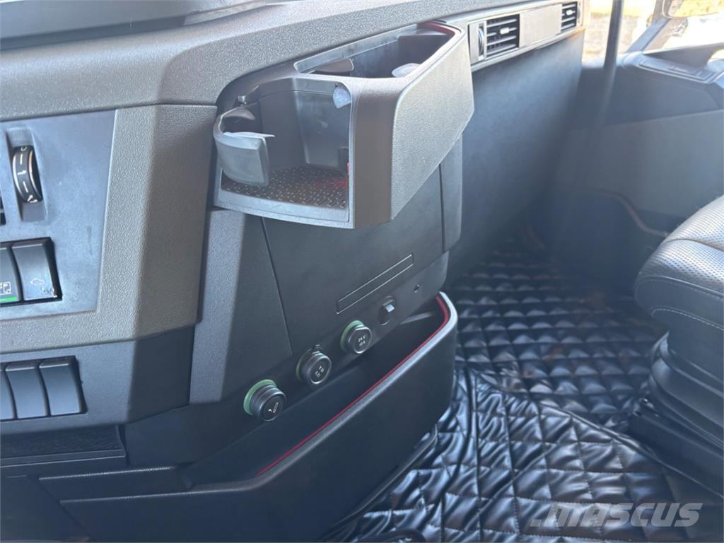 Volvo FH 540 6X4 Тягачі