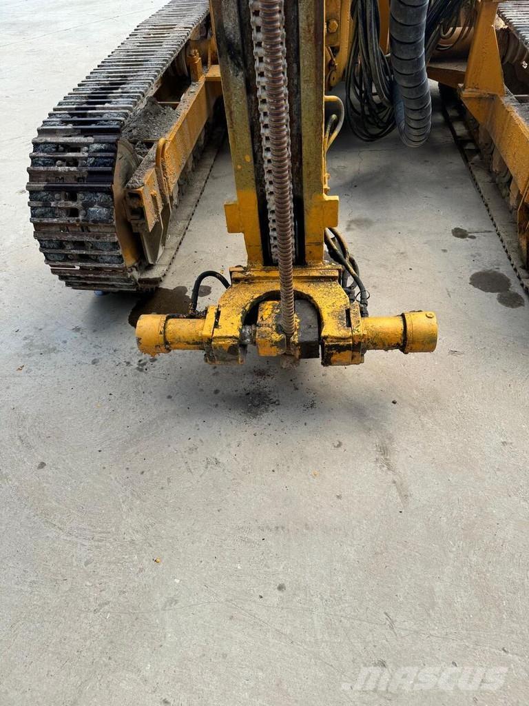 Klemm KR 805 DS Стаціонарні бурові установки