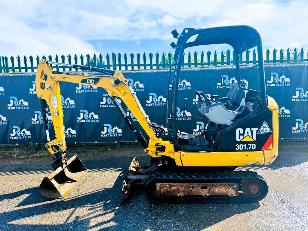 CAT 301.7 D Міні-екскаватори < 7т