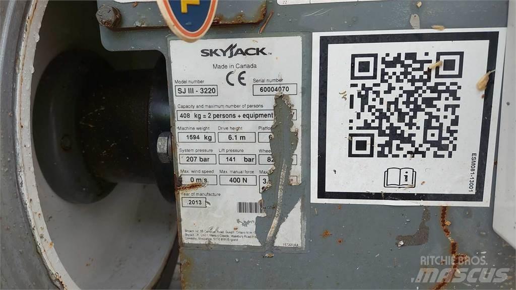 SkyJack SJIII3220 Підйомники-ножиці