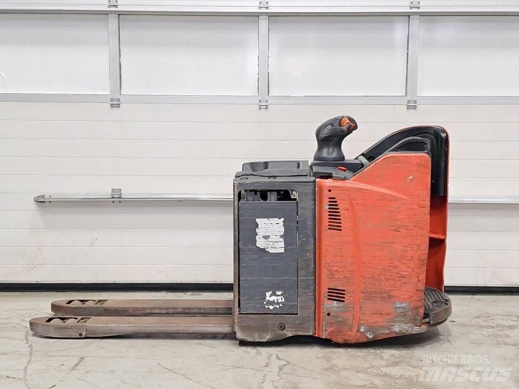 Linde T20SP-02 Штабелери