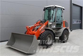 Weycor AR 420 Фронтальні навантажувачі