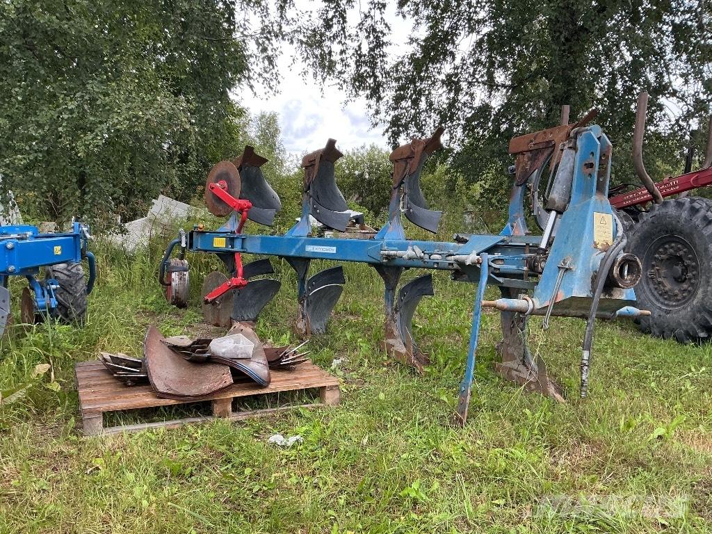 Agrolux FFK 497 Реверсивні плуги