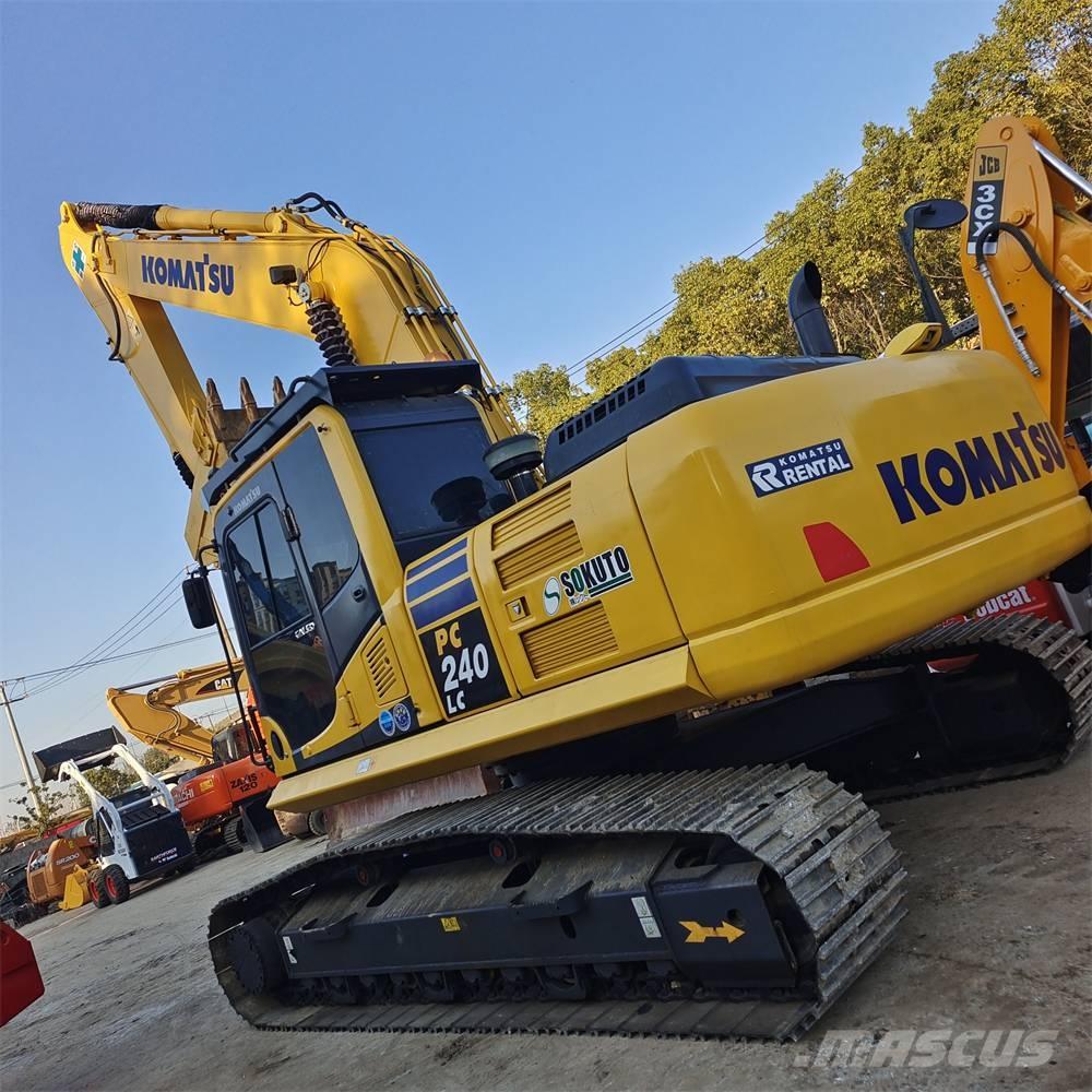 Komatsu PC 240 Гусеничні екскаватори