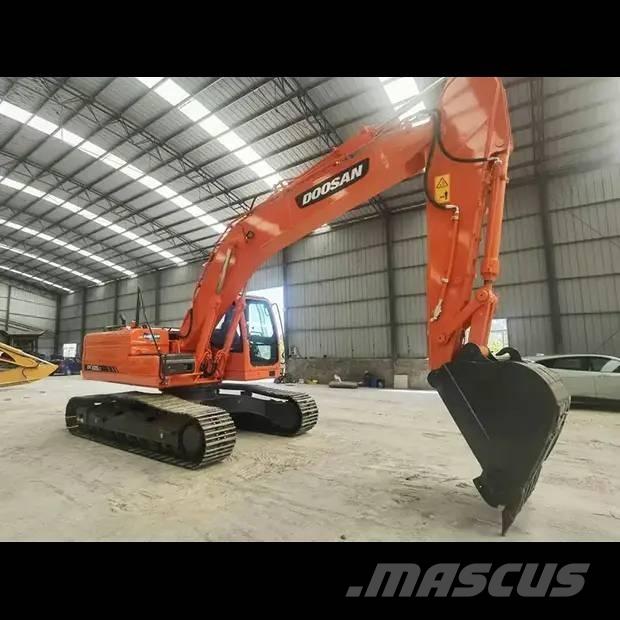 Doosan DX 225 LC Гусеничні екскаватори