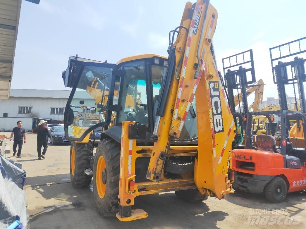 JCB 4CX Екскаватори-навантажувачі