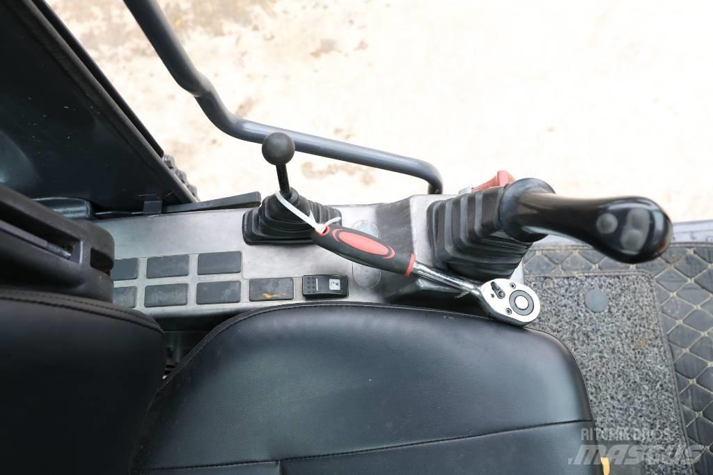 Doosan DX 75-9 C Міні-екскаватори < 7т