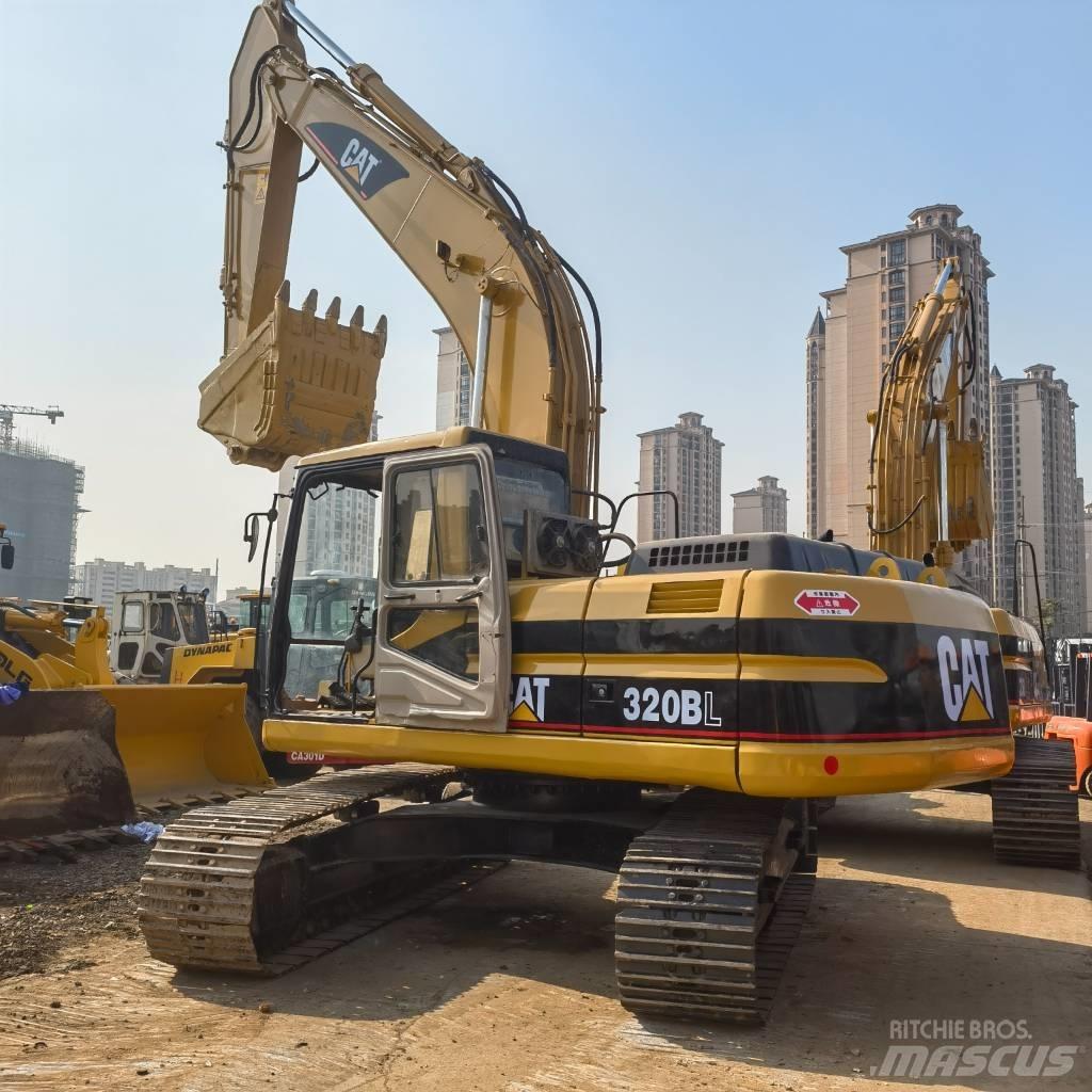 CAT 320 B L Гусеничні екскаватори