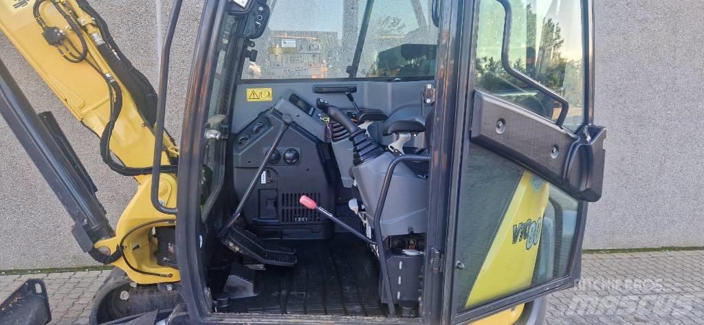 Yanmar VIO80 Гусеничні екскаватори