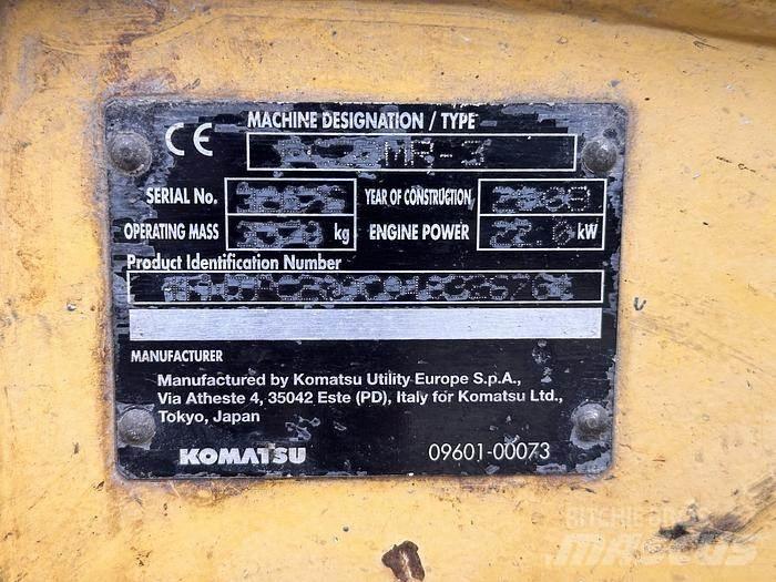 Komatsu PC30 Міні-екскаватори < 7т