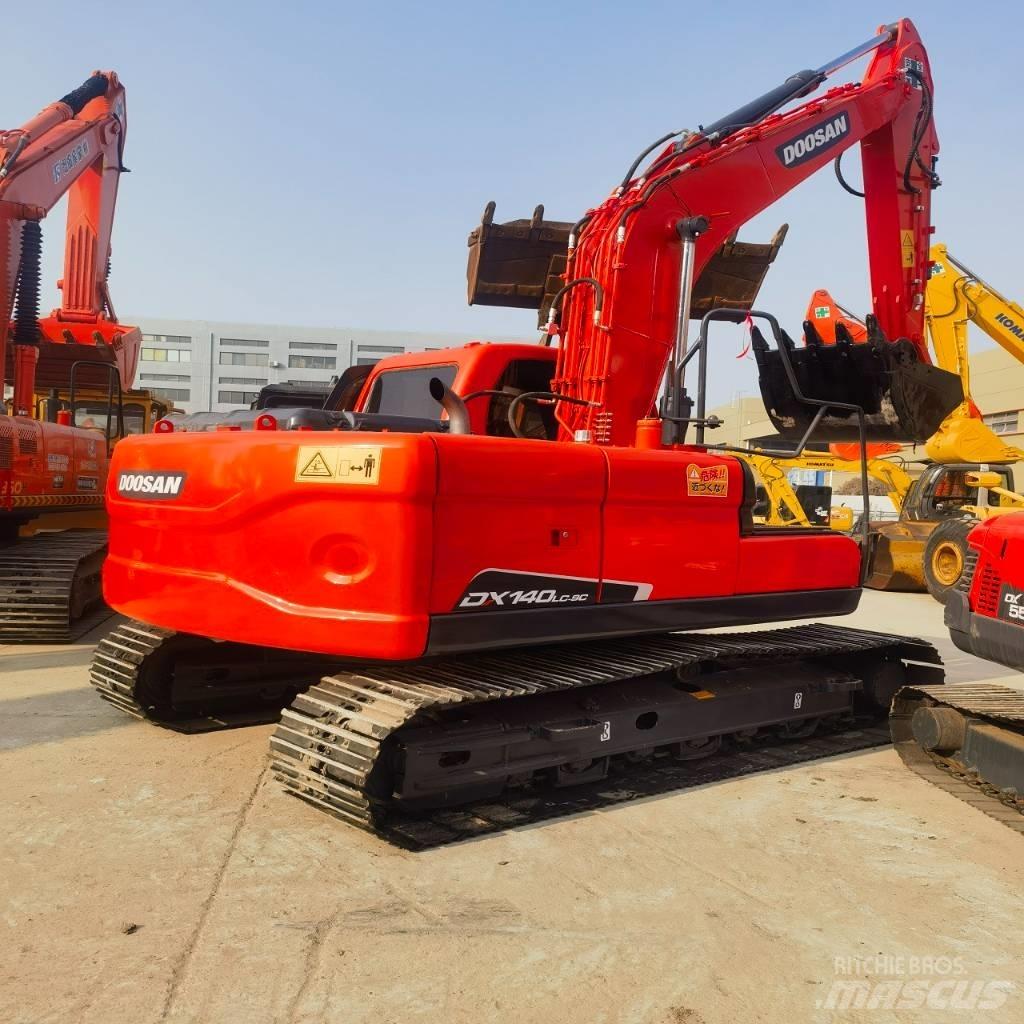 Doosan DX140LC-9C Гусеничні екскаватори