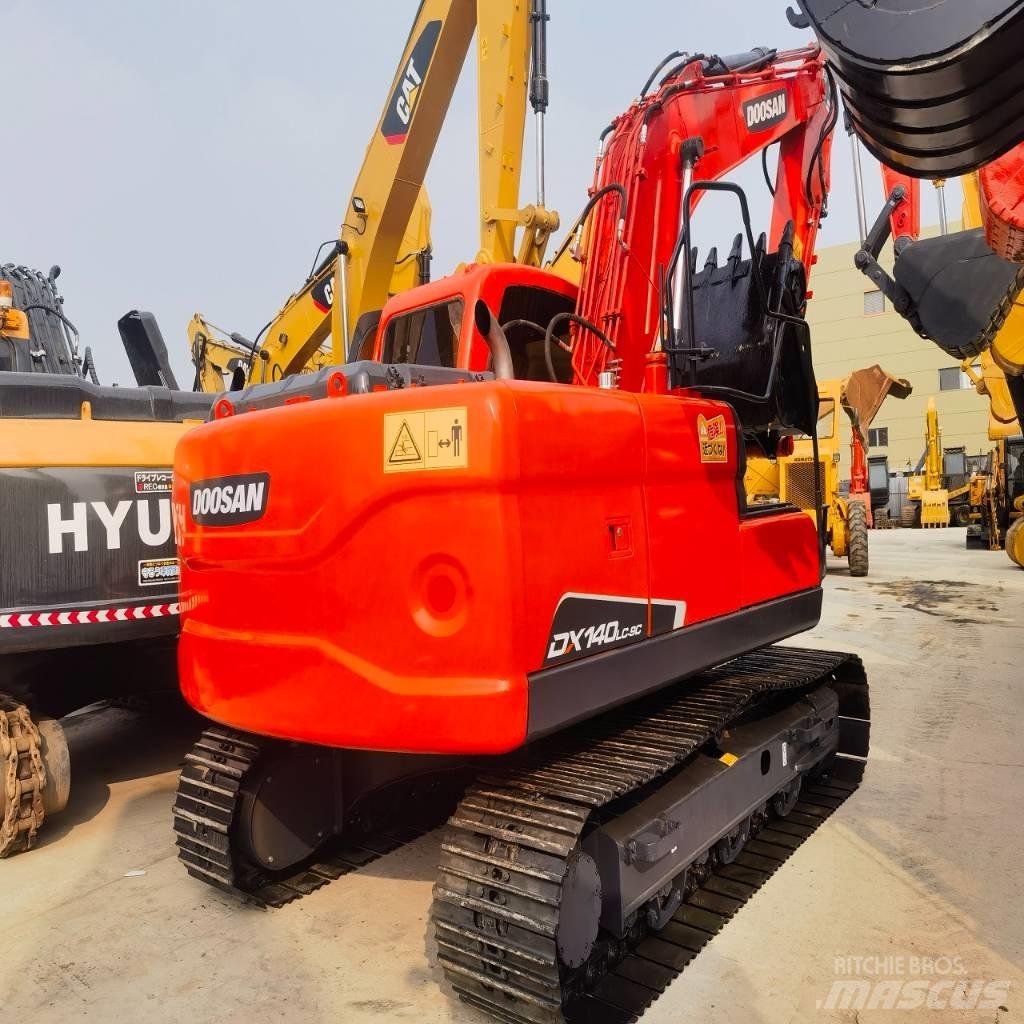 Doosan DX140LC-9C Гусеничні екскаватори
