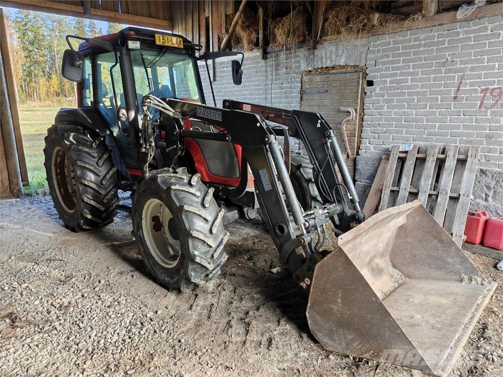 Valtra A95N Трактори