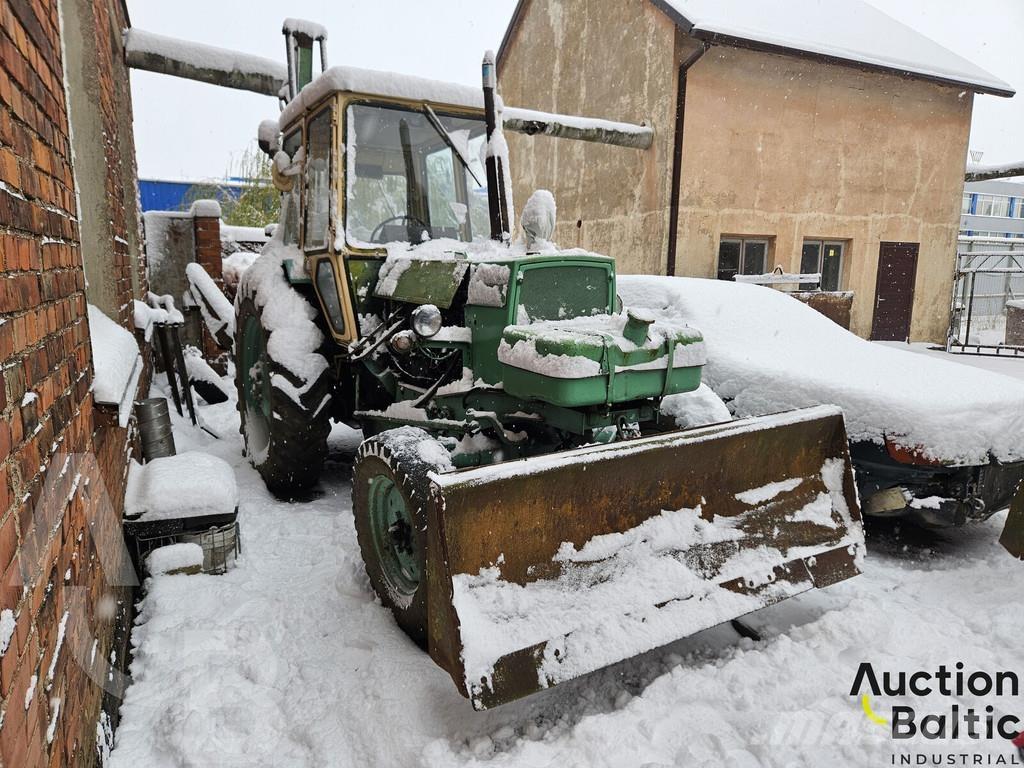  EO 2621B3 Трактори