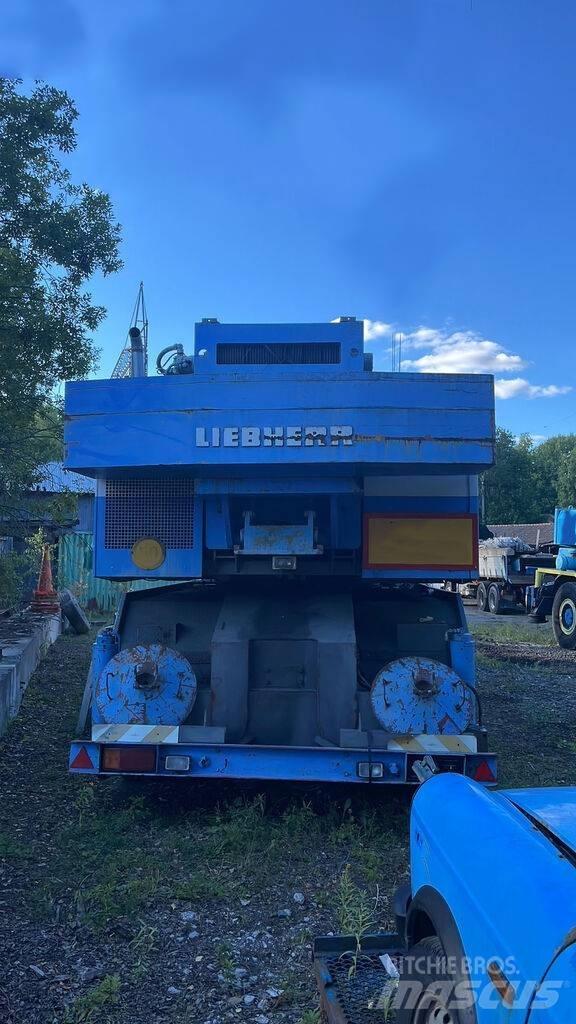 Liebherr LT 90 автокрани