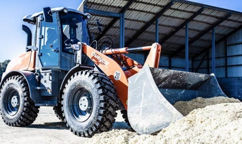 Weycor AR 580 Фронтальні навантажувачі