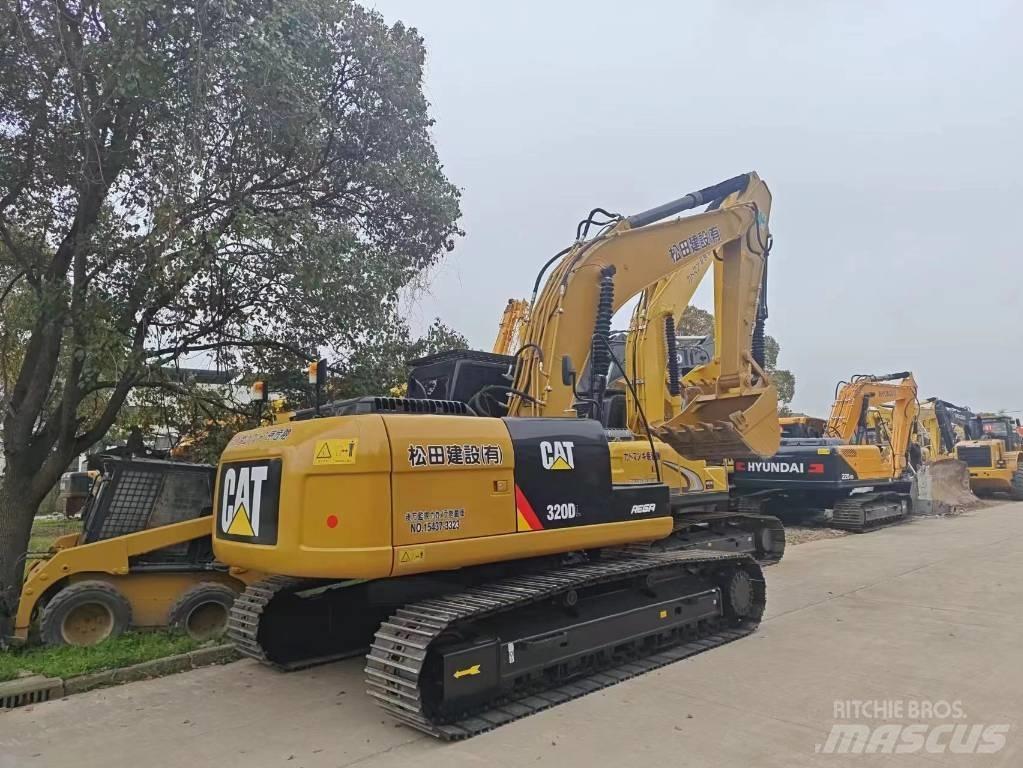 CAT 320 D L Гусеничні екскаватори