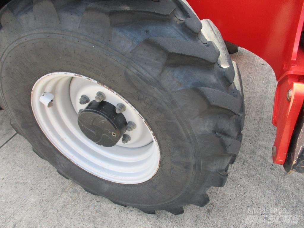 Manitou MT 1440 (869) Телескопічні навантажувачі