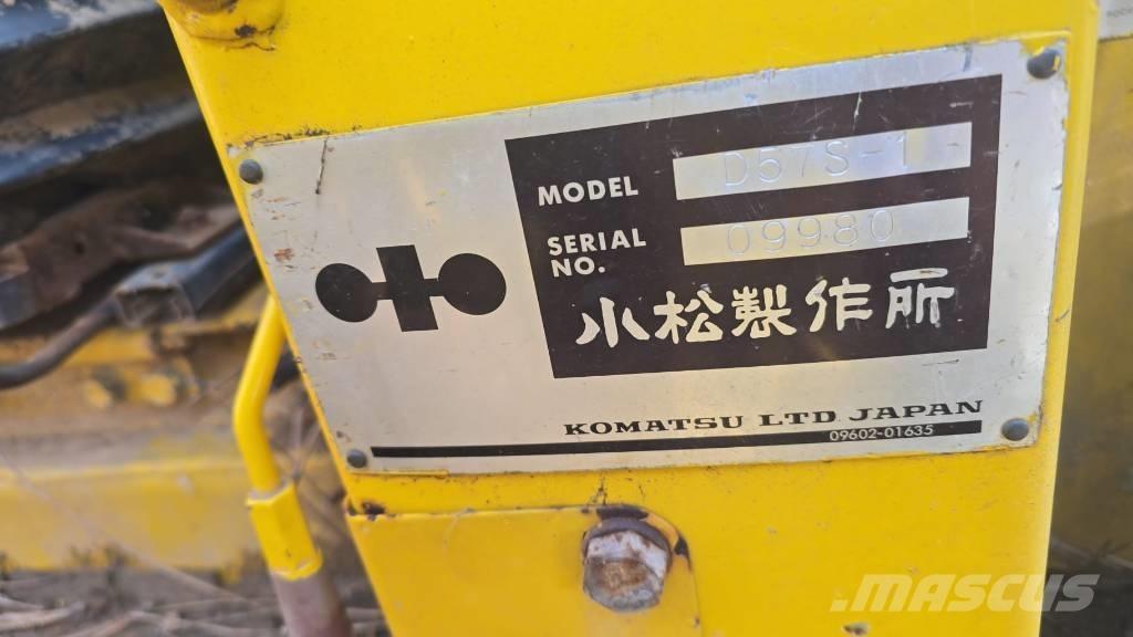 Komatsu D 57 S-1 Гусеничні вантажники