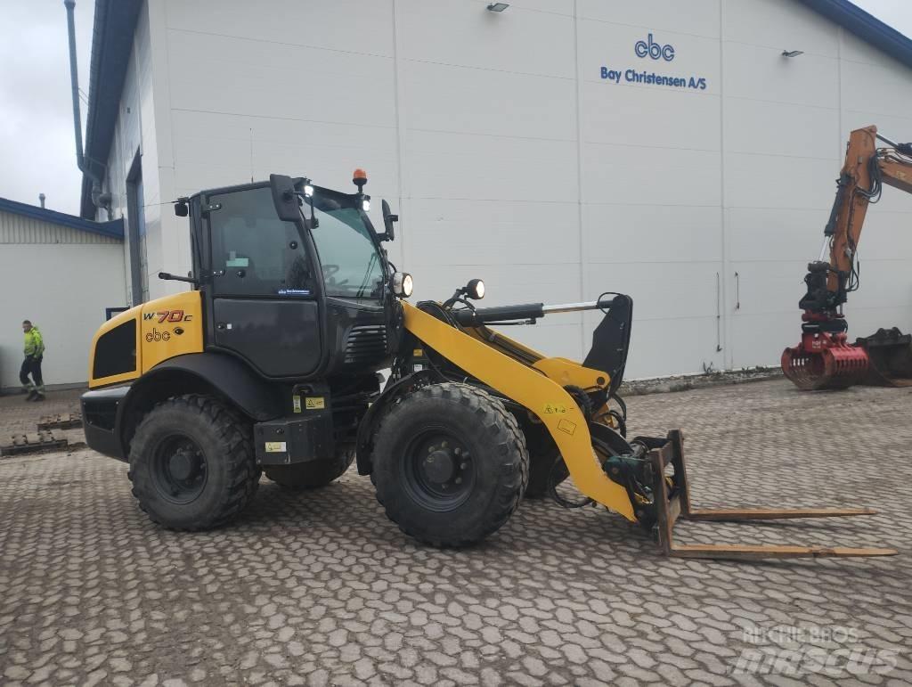 New Holland W70C Фронтальні навантажувачі