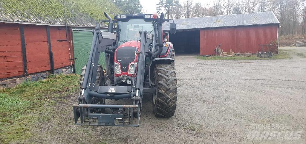 Valtra N 123 H5 Трактори