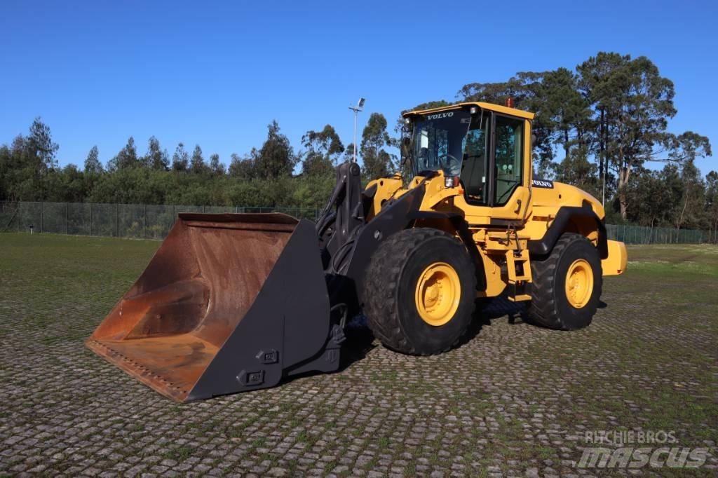 Volvo L120G Фронтальні навантажувачі