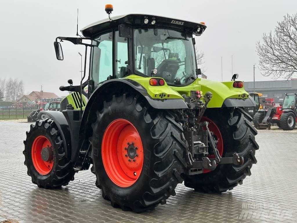 CLAAS Arion 550 Трактори