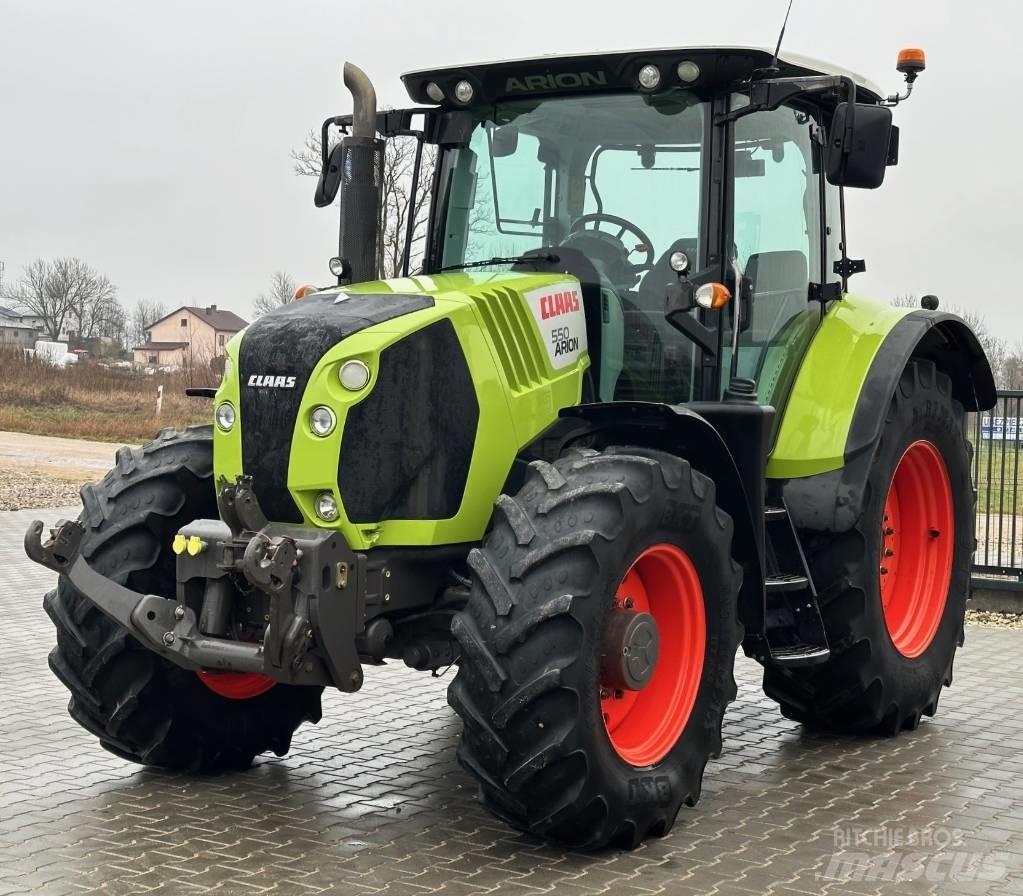 CLAAS Arion 550 Трактори