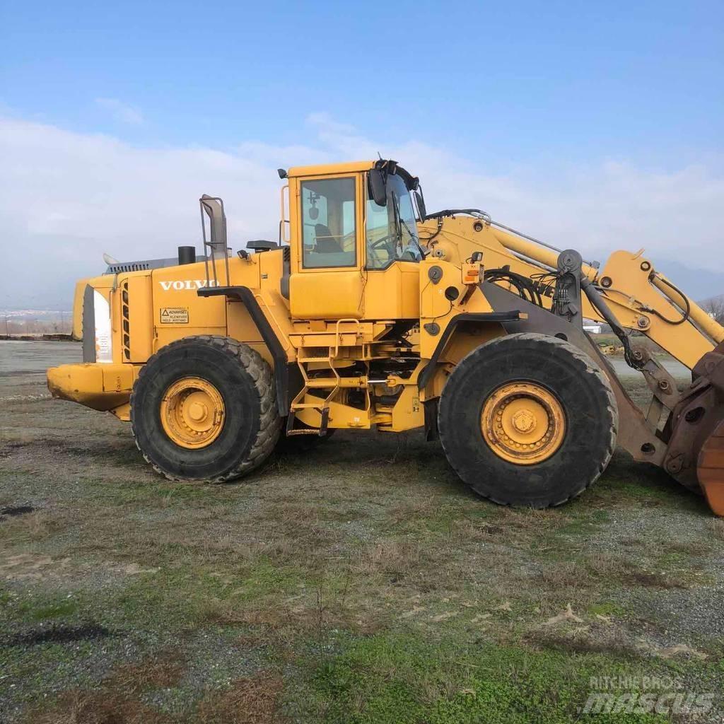 Volvo L180E Фронтальні навантажувачі