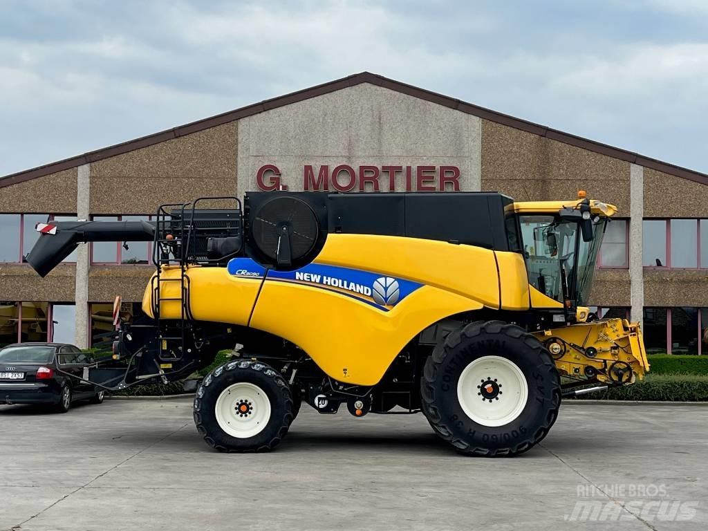 New Holland CR 9090 Зернозбиральні комбайни