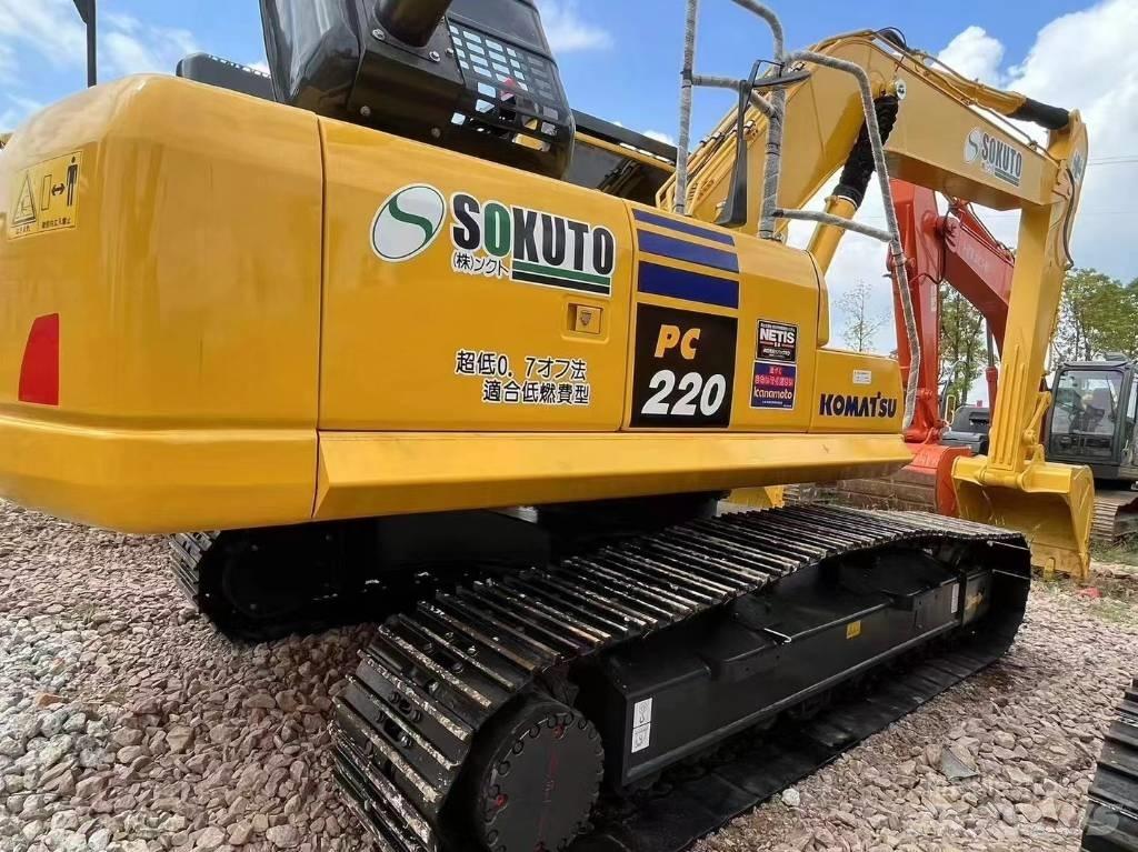 Komatsu pc220 Гусеничні екскаватори