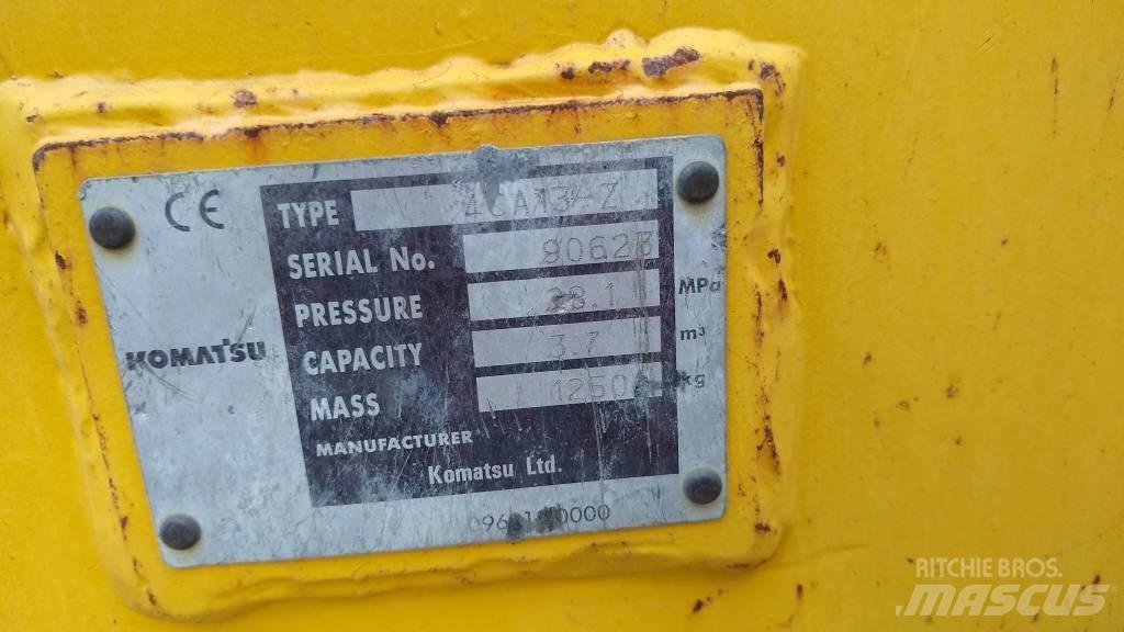 Komatsu D65PX-18 Гусеничні бульдозери