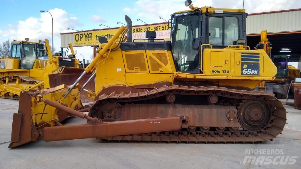 Komatsu D65PX-18 Гусеничні бульдозери