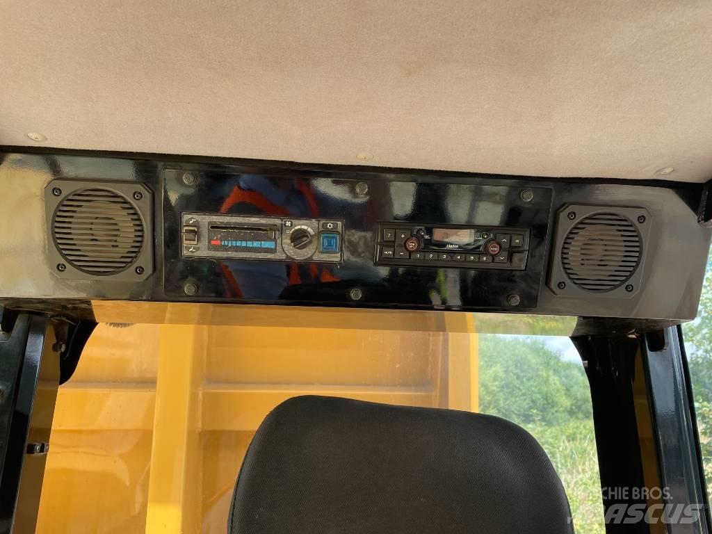 Morooka MST 2200 V D Гусеничні самоскиди