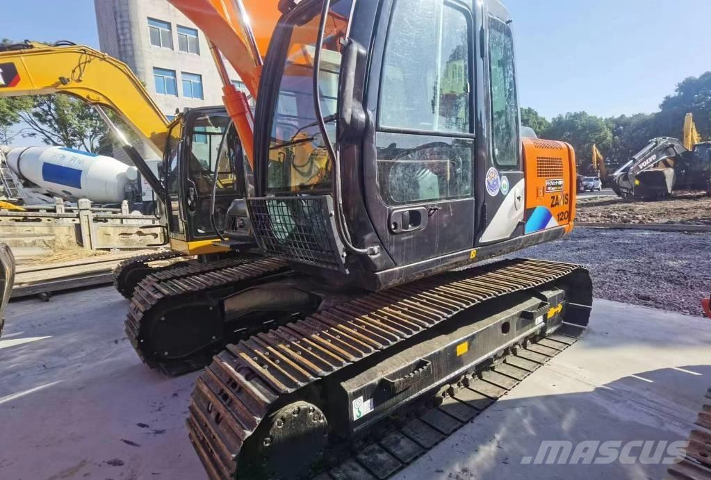 Hitachi ZX 120 Гусеничні екскаватори